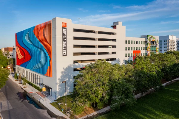 <strong>EA Orlando Parking Structure</strong>